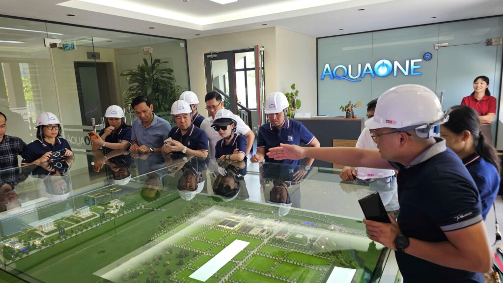 GIẢNG VIÊN KHOA CẤP THOÁT NƯỚC – TRƯỜNG ĐẠI HỌC XÂY DỰNG HÀ NỘI THAM QUAN NHÀ MÁY NƯỚC SẠCH HÒA BÌNH – XUÂN MAI – ảnh 2