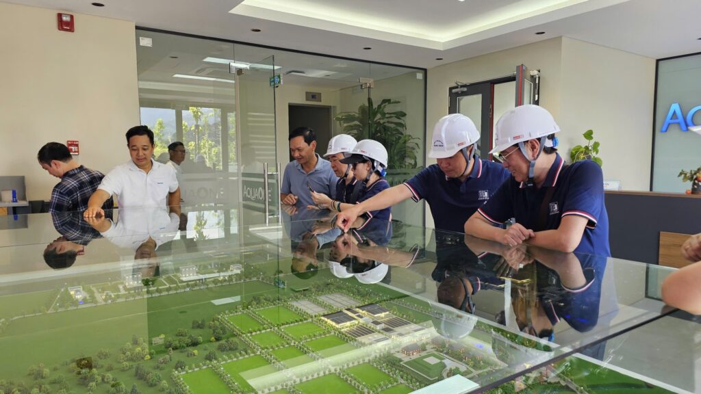 GIẢNG VIÊN KHOA CẤP THOÁT NƯỚC – TRƯỜNG ĐẠI HỌC XÂY DỰNG HÀ NỘI THAM QUAN NHÀ MÁY NƯỚC SẠCH HÒA BÌNH – XUÂN MAI – ảnh 3