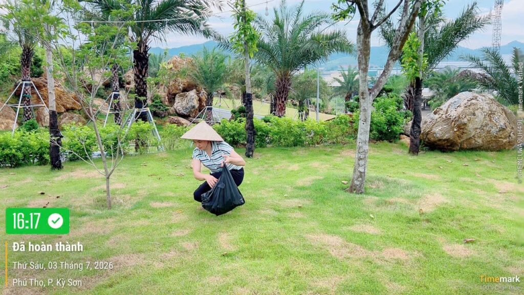 NHÀ MÁY NƯỚC SẠCH HÒA BÌNH – XUÂN MAI PHÁT ĐỘNG PHONG TRÀO “NGÀY THỨ SÁU XANH – SẠCH – ĐẸP” – ảnh 1